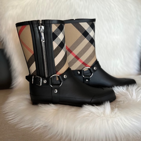 Burberry Rain Boots with Nova Check  (Women's UK 37/US 6.5) 100% authentic - Picture 1 of 13